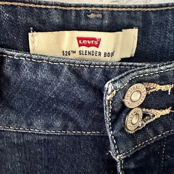 Levi’s 526 Slender Bootcut Jeans Women’s Size W31 L32 Dark Wash Double Button - Picture 2 of 5